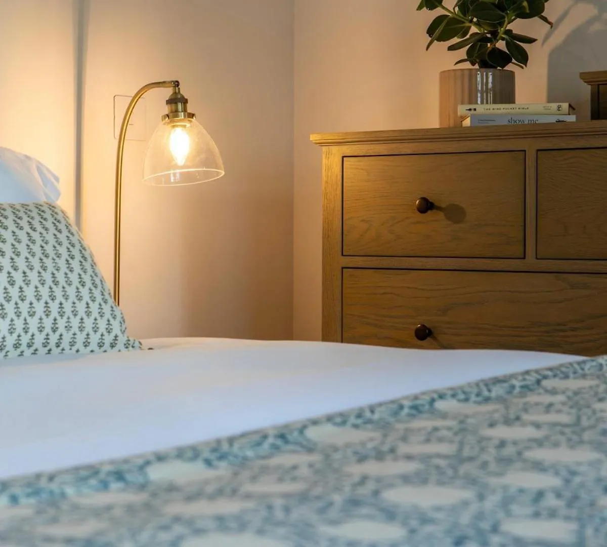 Bright Open Plan Living - Bath - Free Parking Apartment United Kingdom